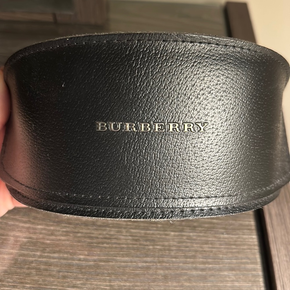 Burberry sunglasses